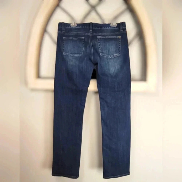 Cabi Jeans Low-rise Straight Leg Distressed Denim Jeans Size 8, 33in Inseam - Picture 4 of 5